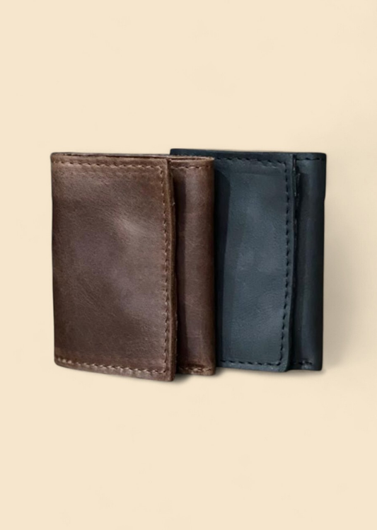 Ngozi Collection leather card wallets with closure in brown and black